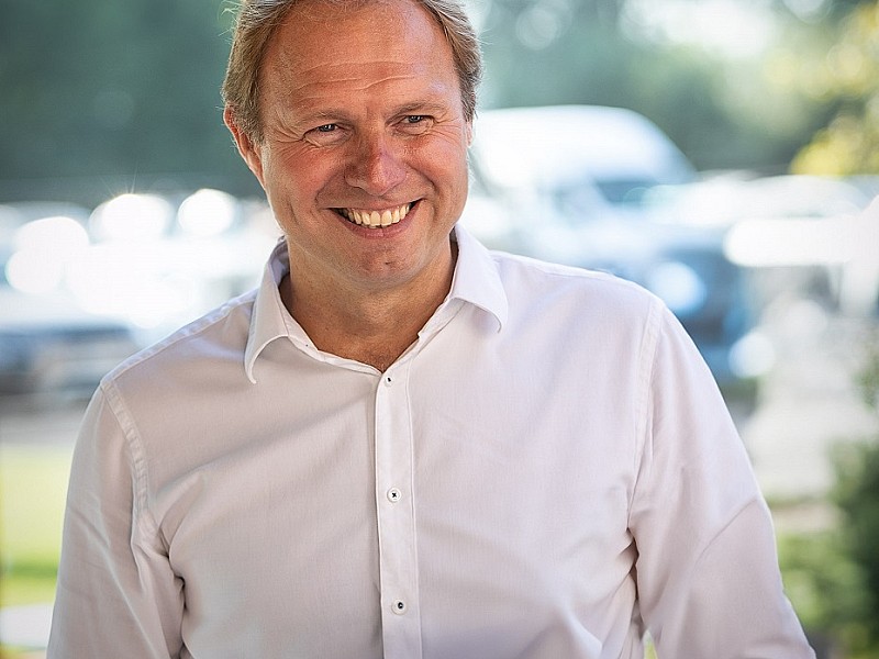 Guy De Bruycker
